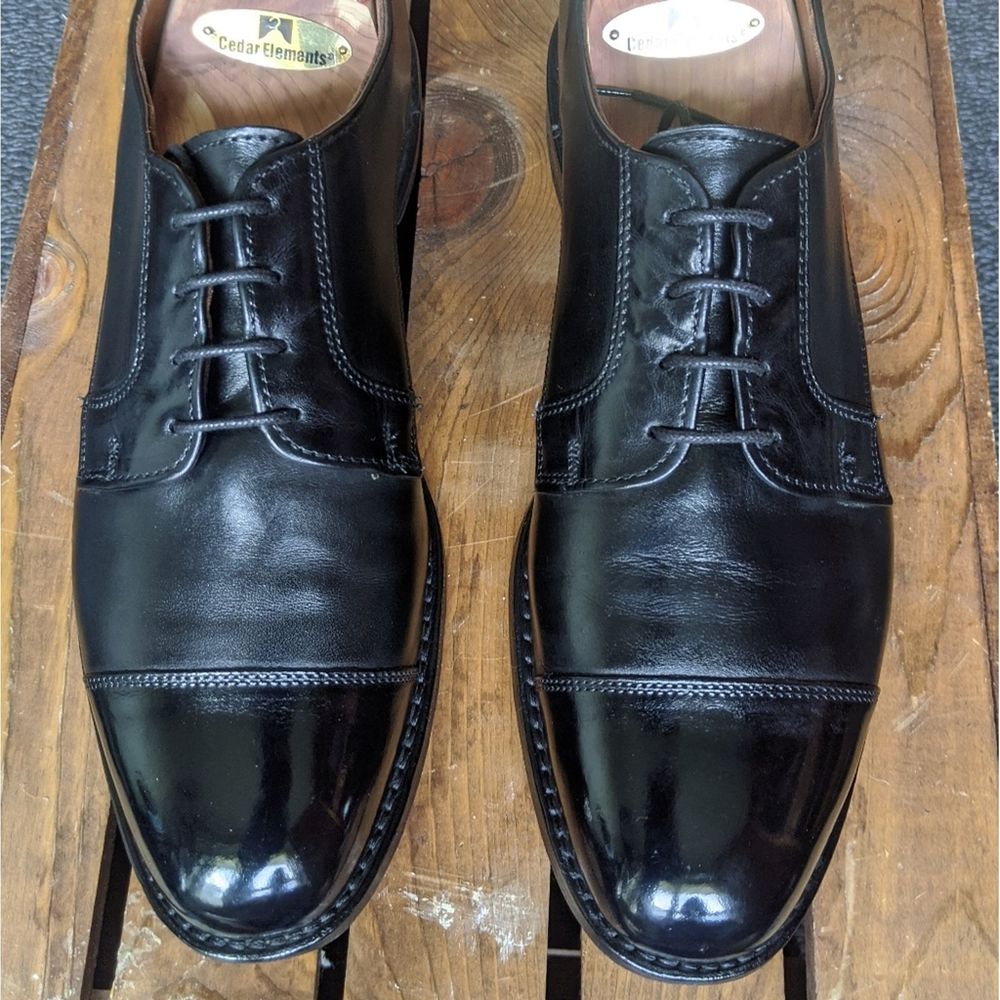 Sold! Allen Edmonds Cortland Derby Men's shoes